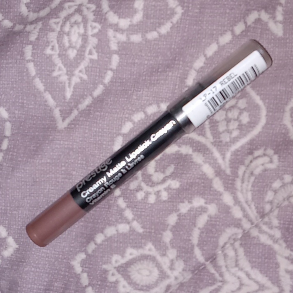 New PRESTIGE Creamy Matte Lipstick Crayon LP-17 Shade - Picture 2 of 7